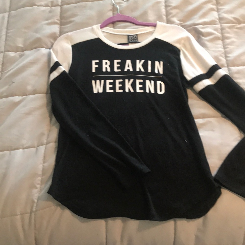 Black and white long sleeve tee shirt